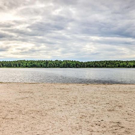 Spacious Pocono Summit Getaway With Lake Access Exterior photo